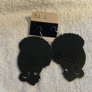 Light weight women wood earring